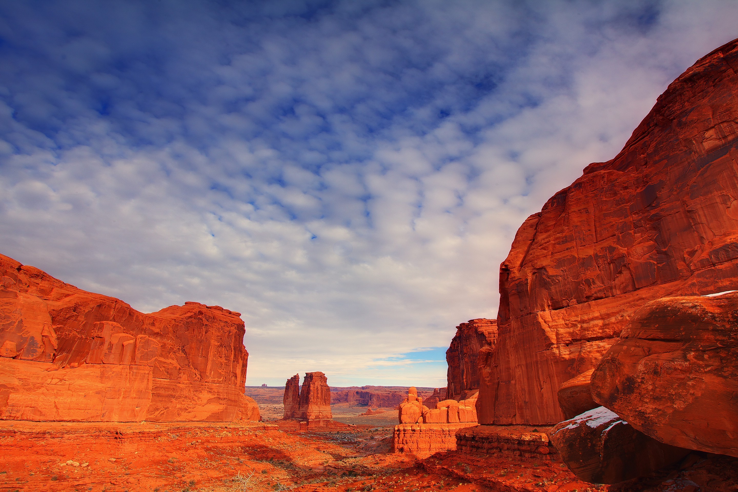 Nature Landscape Desert Rock Formation Arches National Park Utah Wallpapers Hd Desktop And Mobile Backgrounds 2880x1920