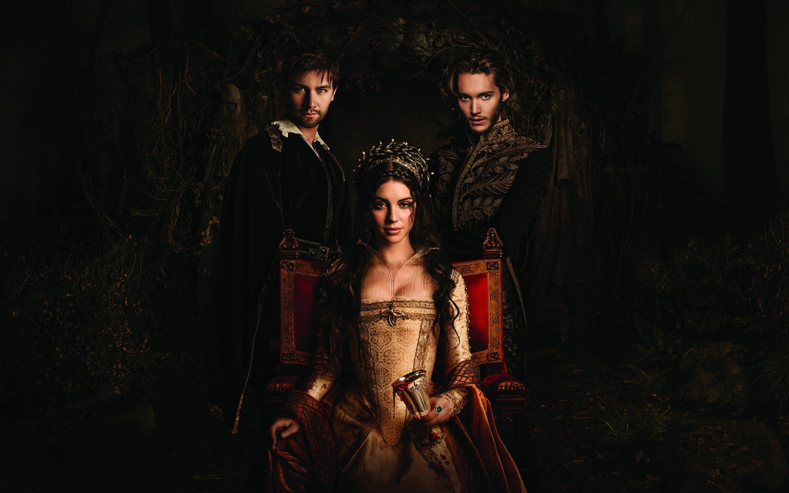 Reign Tv Series Wallpapers 2560x1600