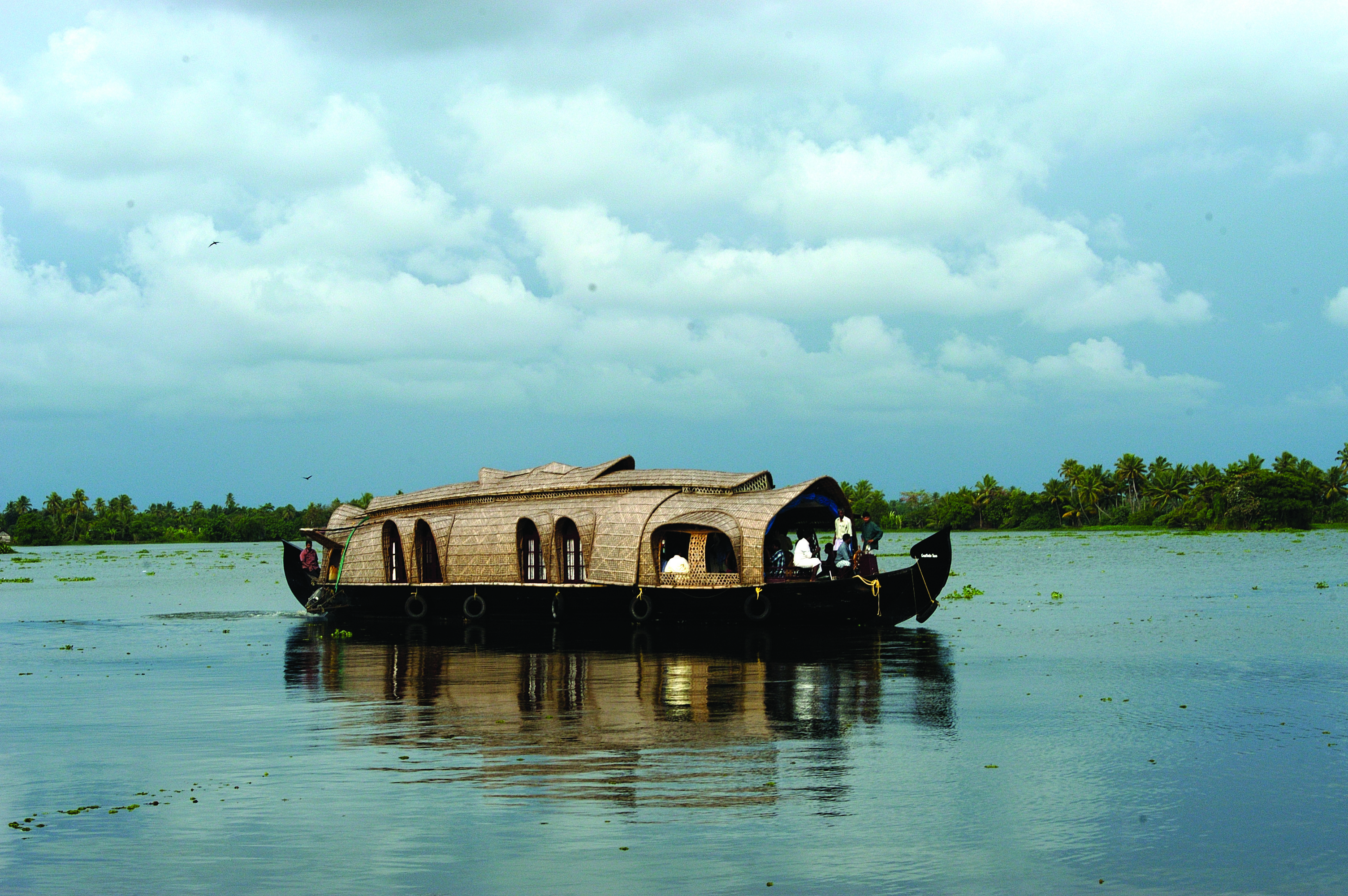 Houseboat In The Backwaters Of Kerala 3008x2000