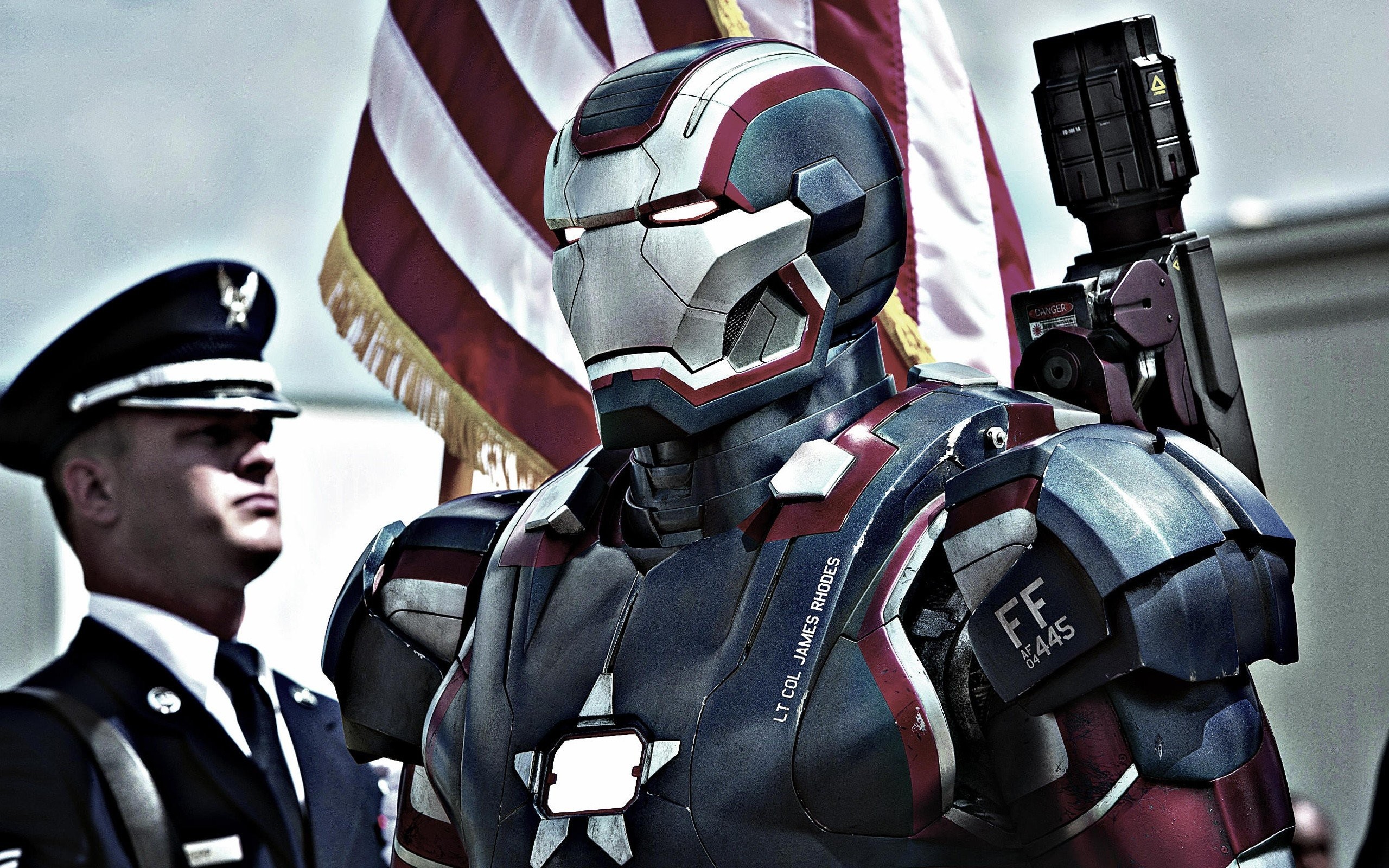 Iron Patriot In Iron Man 3 Hd Wallpaper 2560x1600