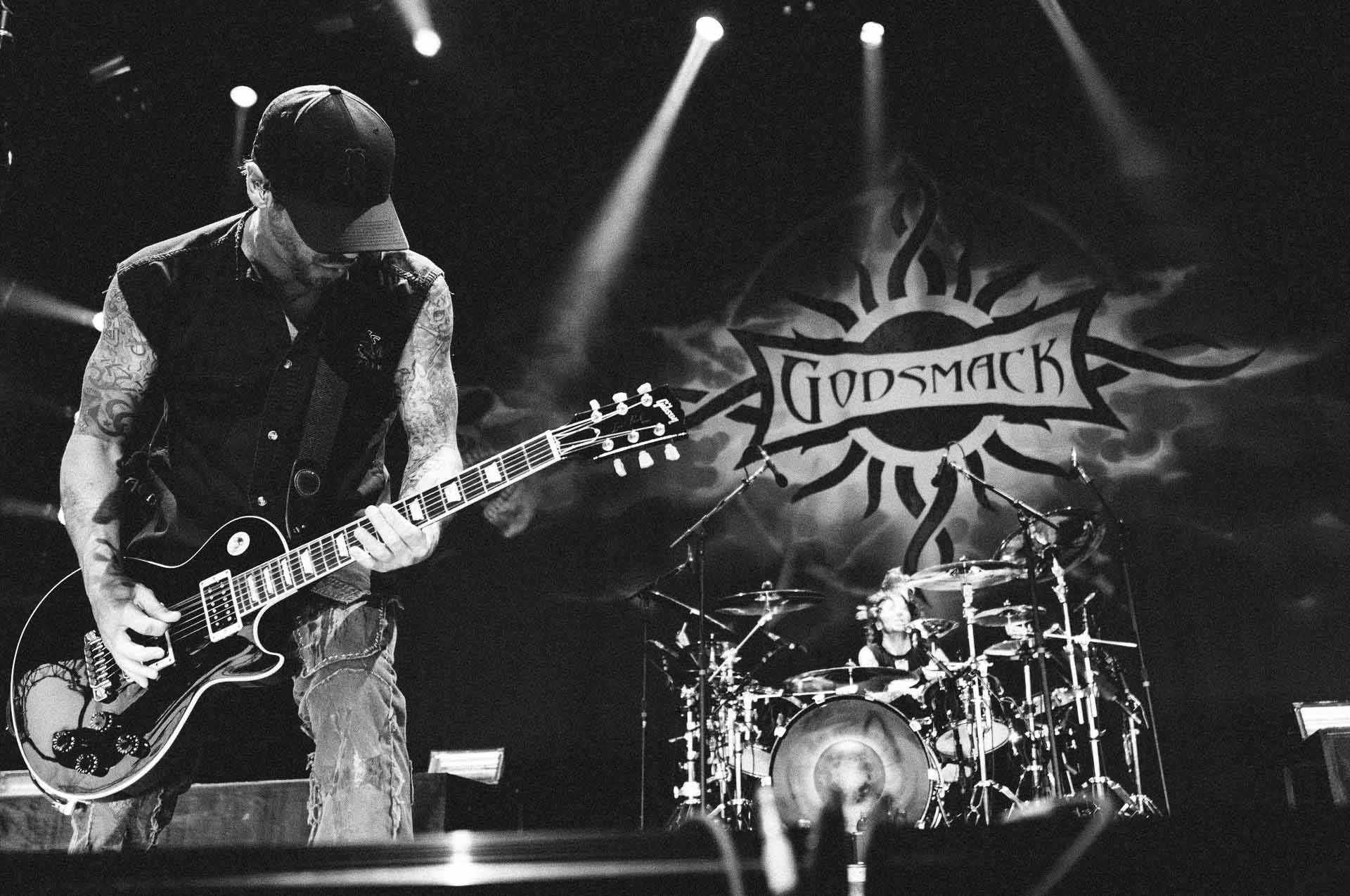 Godsmack Alternative Metal Nu Metal Heavy Hard Rock 1gods Guitar Concert Wallpaper 1920x1275 664715 Wallpaperup 1920x1275