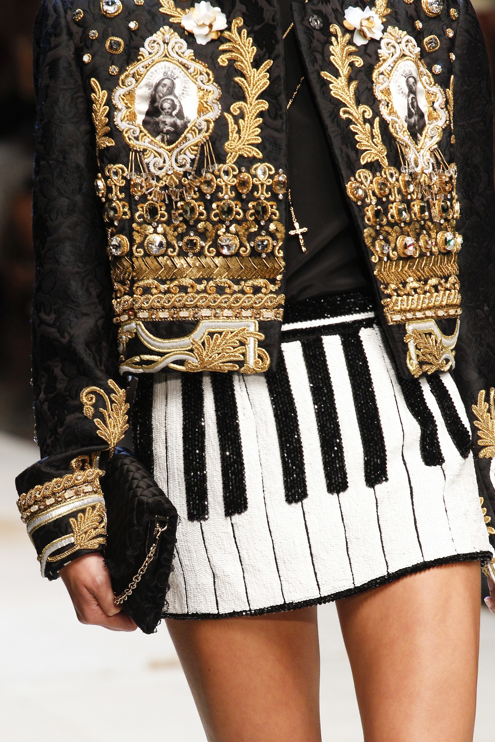 Dolce Amp Gabbana Spring 2022 Ready To Wear Fashion Show Details 2000x3000